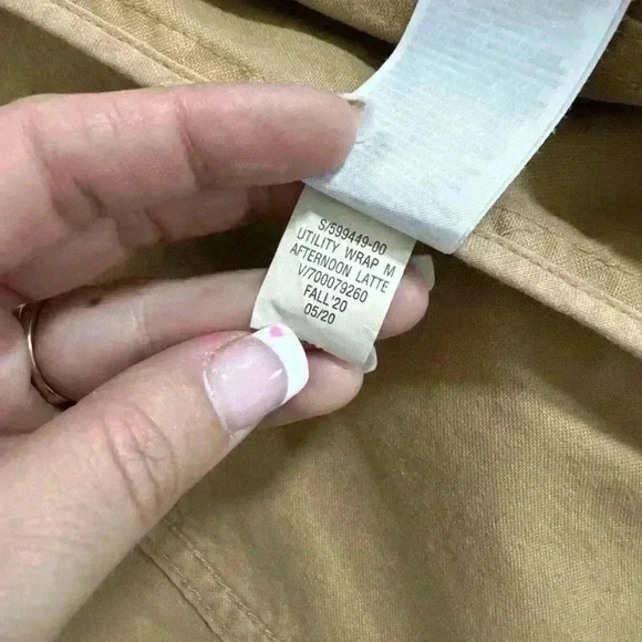 Banana Republic Afternoon Latte Beige Utility Wrap Cotton Belted Skirt,‎ size 0 - Picture 8 of 9